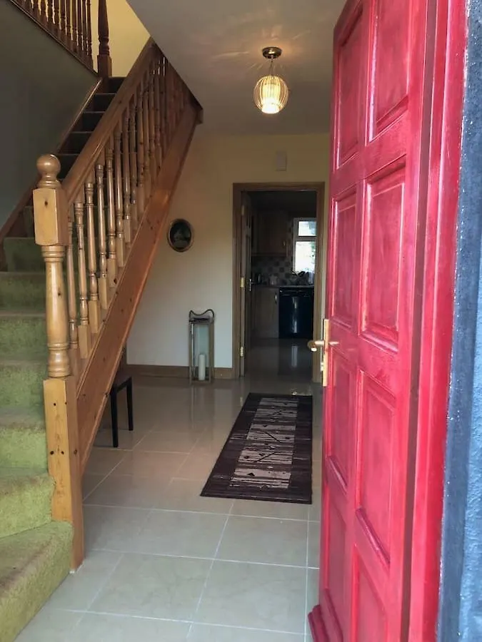 Modern Six Bedroom House Westport